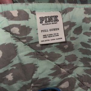Full/Queen Victoria’s Secret PINK mint leopard comforter
